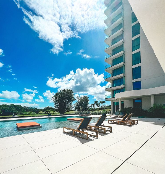 Shared pool Fourteen at Mullet Bay Sint Maarten