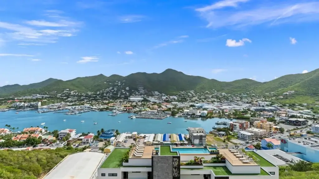 The Hills Residence D-423/424