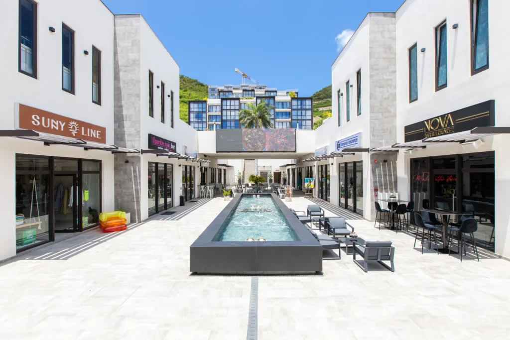 Local commercial à Simpson Bay, Sint Maarten, fiche tenue par 4U Real Estate pour investir